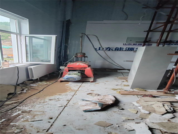 通河地基基础下沉墙体裂缝加固注浆顶升施工